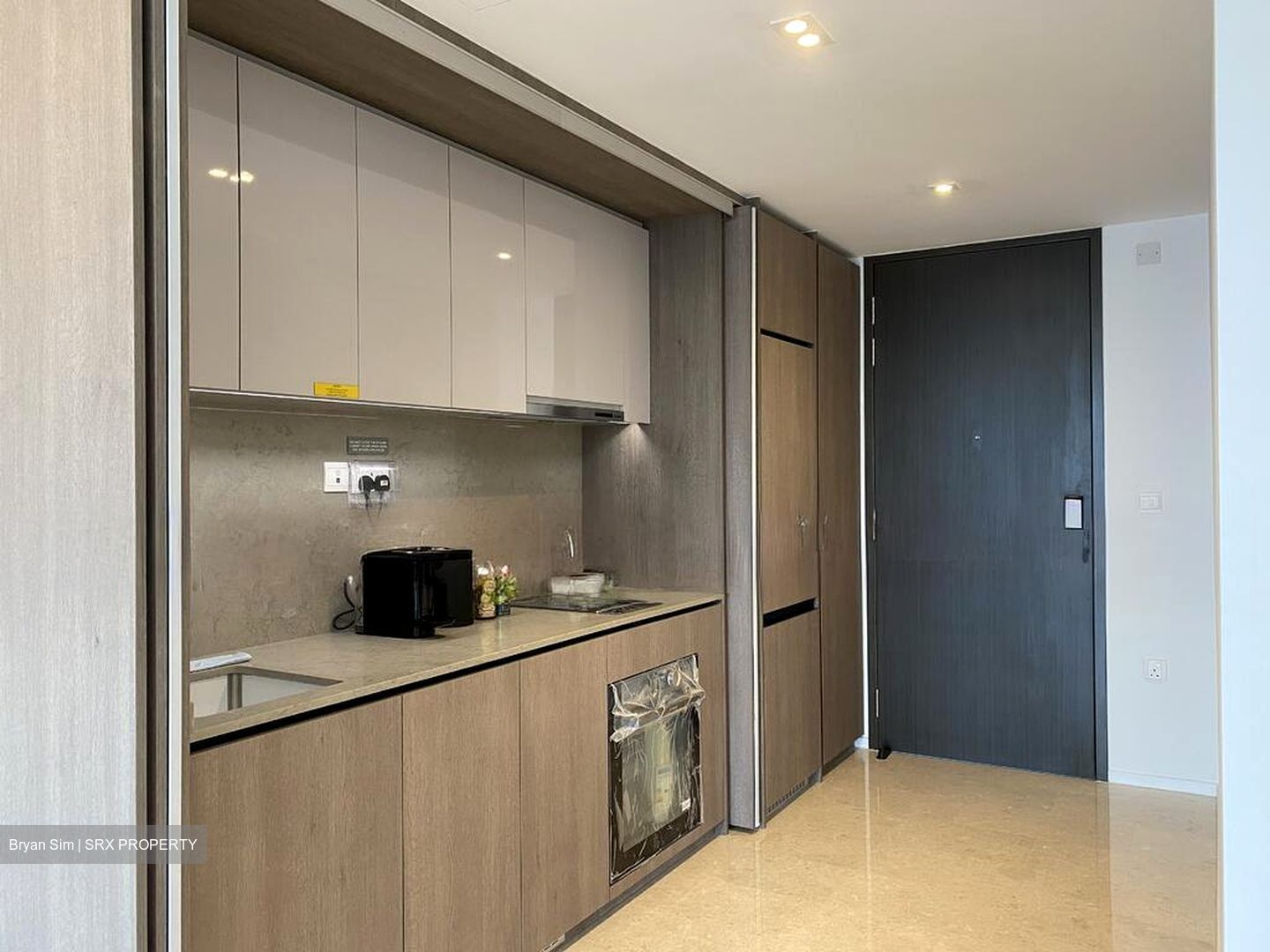 Avenue South Residence (D3), Apartment #517026431